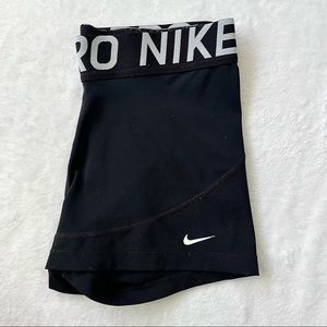 Black Nike Pros